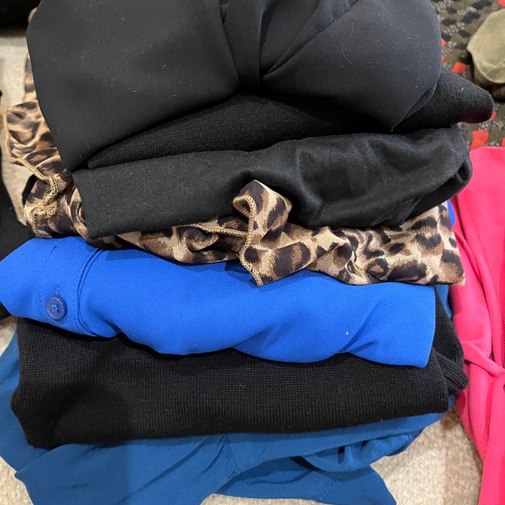 Surprise small/medium bundle - Picture 3 of 7